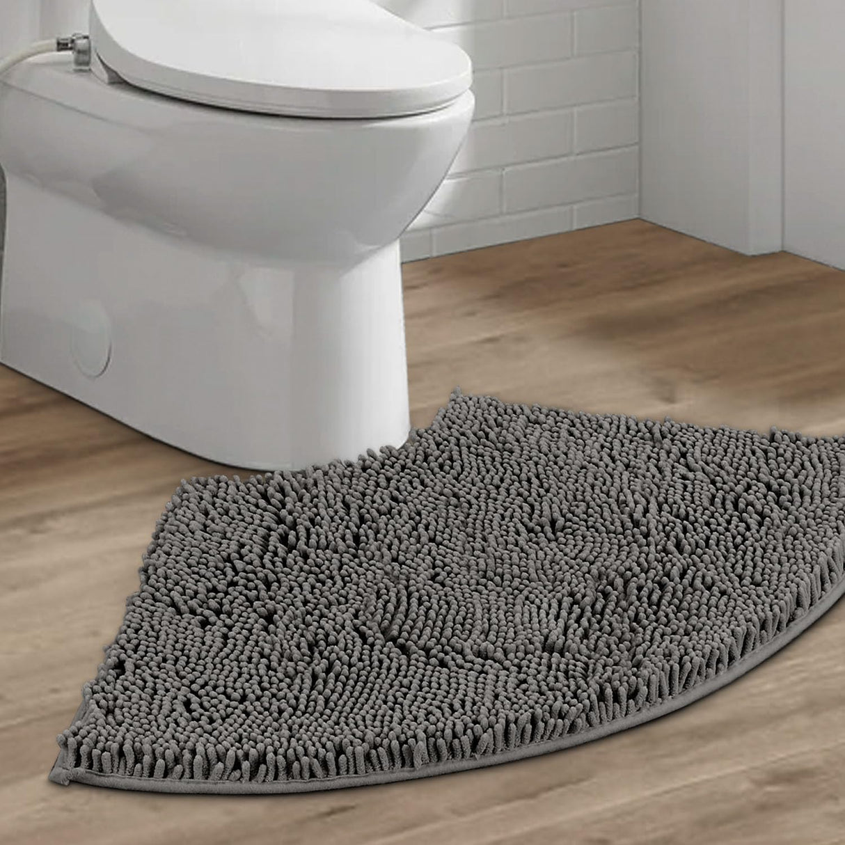 PrimeBeau Curved Bath Mat Luxury Chenille Extra Soft Absorbent Non Slip Quick Dry 16x33 (1 Piece)