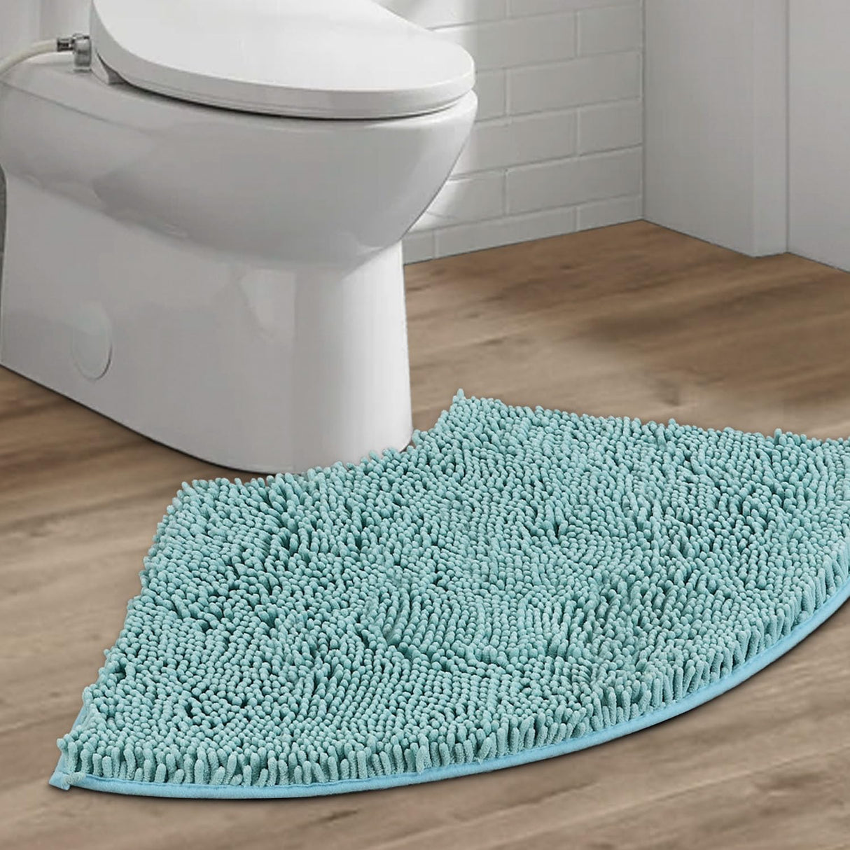 PrimeBeau Curved Bath Mat Luxury Chenille Extra Soft Absorbent Non Slip Quick Dry 16x33 (1 Piece)