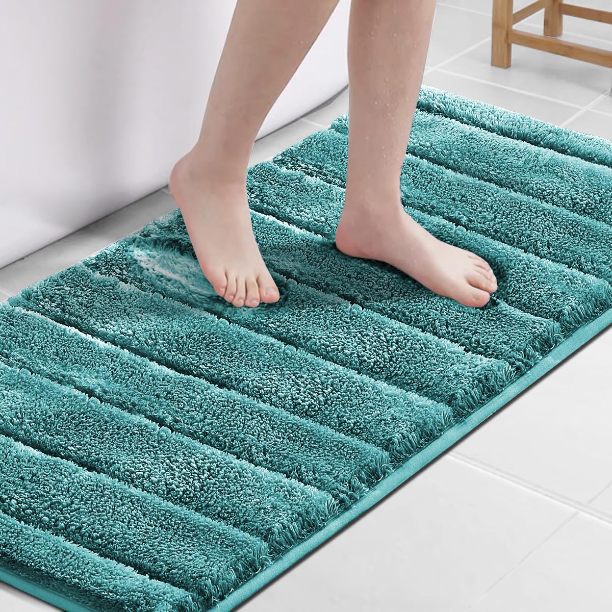 PrimeBeau Bathroom Rugs Thick Velvet Bath Mat - Super Soft, Absorbent, Non-Slip, Washable, 1 Piece