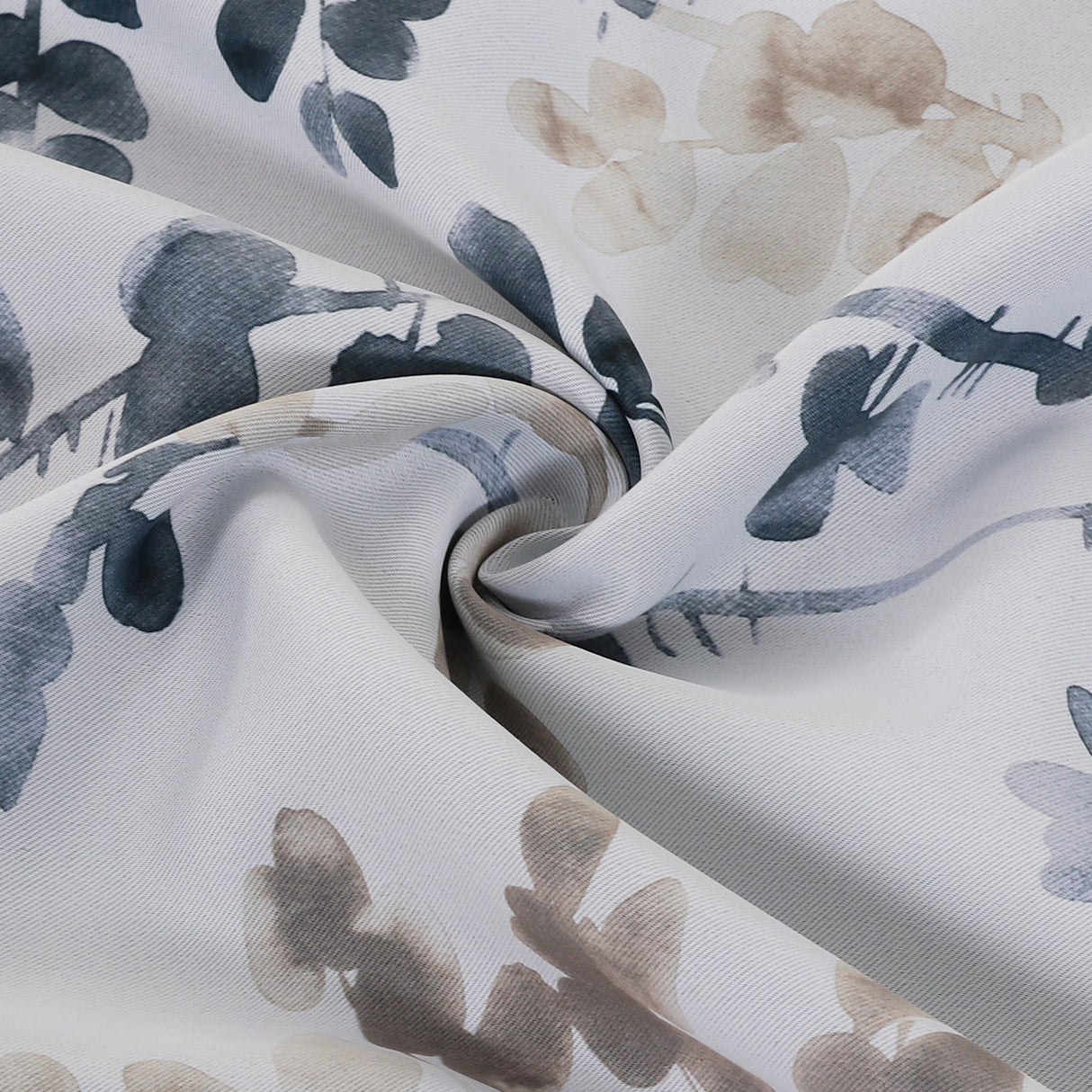 Blackout Room Darkening Thermal Insulated Curtain Grommet Panels, Vintage Classical Floral Printing, 52" W x 84" L