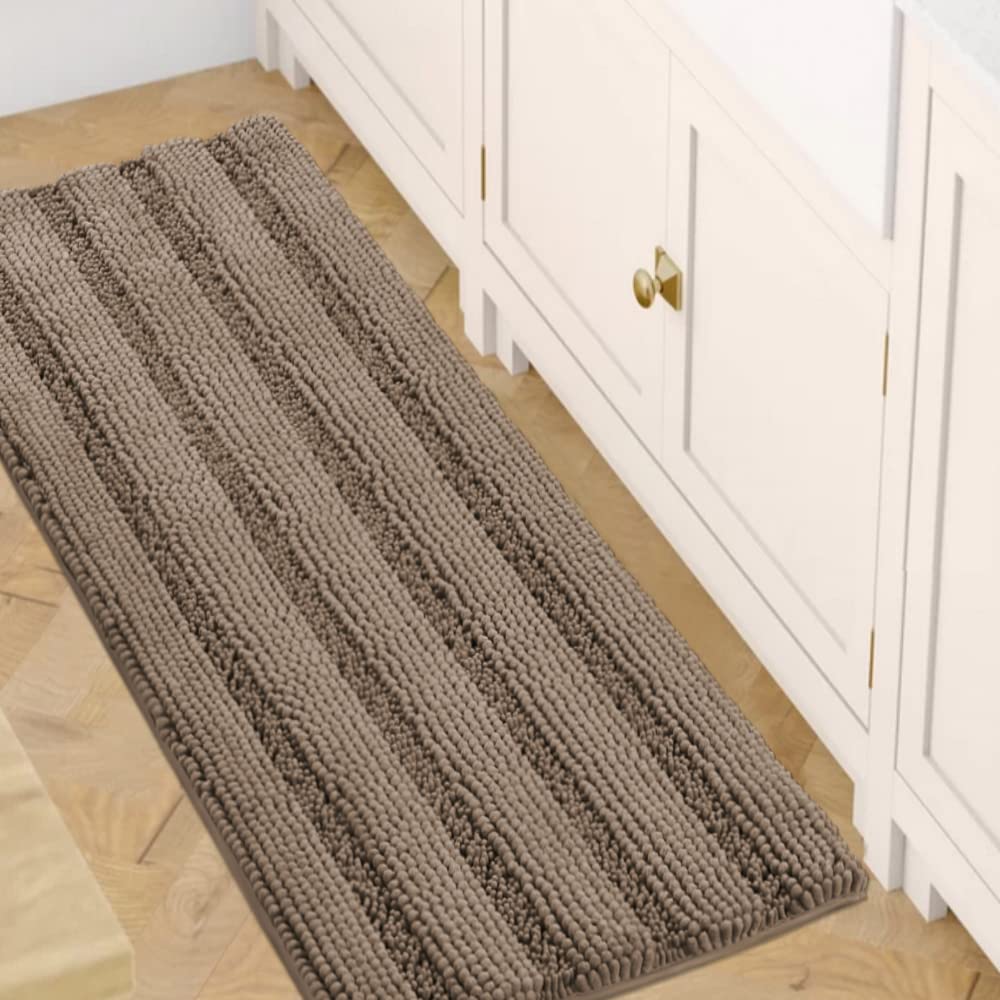 PrimeBeau Luxury Chenille Striped Bath Mats Set | Ultra Thick & Absorbent Non Slip Rugs 47“ x 17"